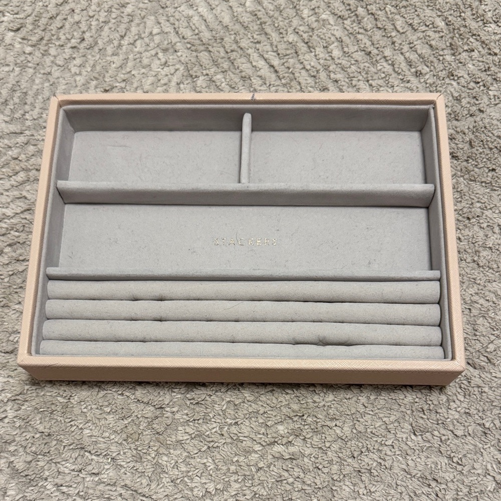 STACKERS Classic Ring and Bracelet Tray in Blush Pink Jewelry Organizer